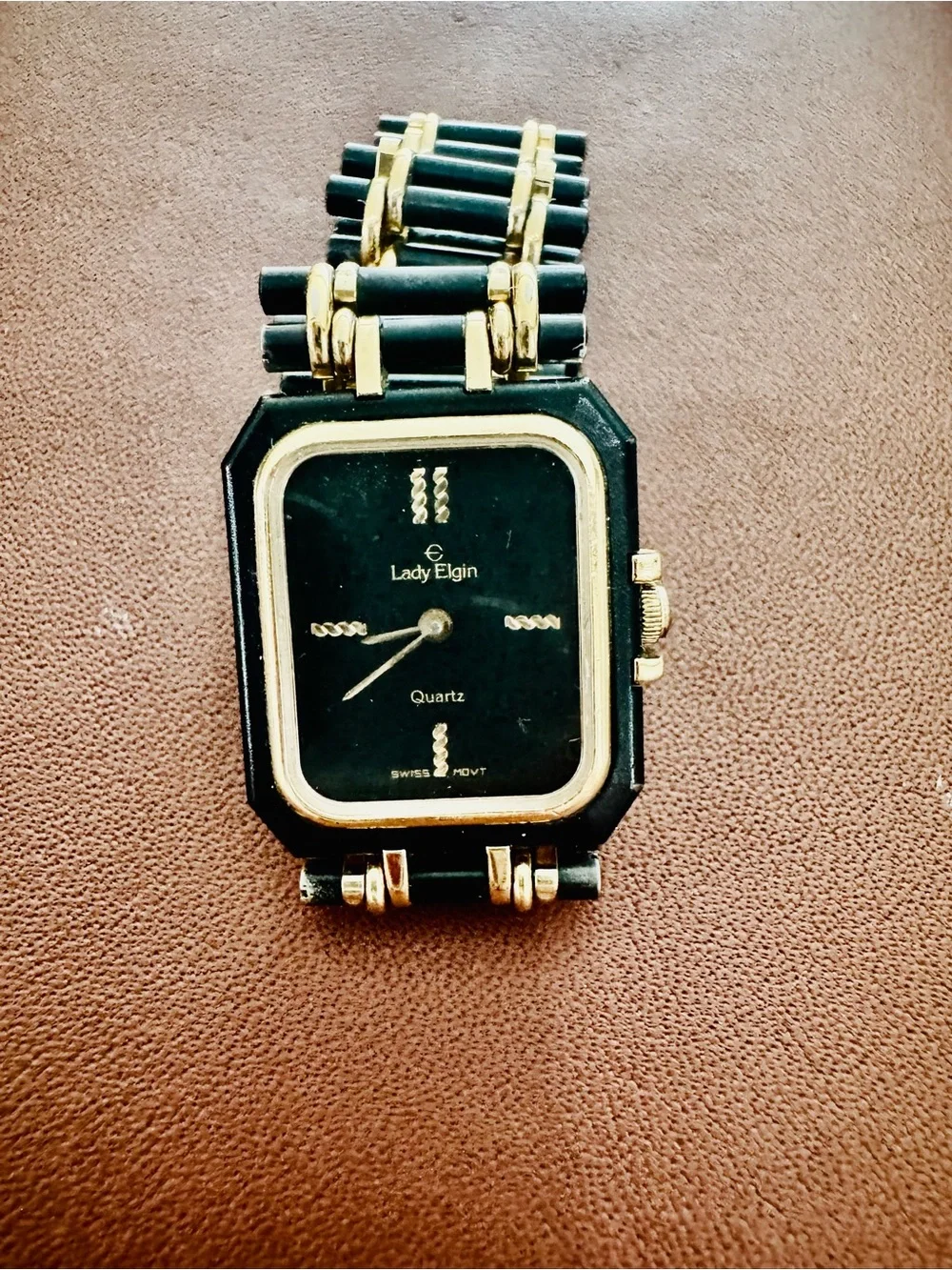 Vintage Lady Elgin Quartz wristwatch